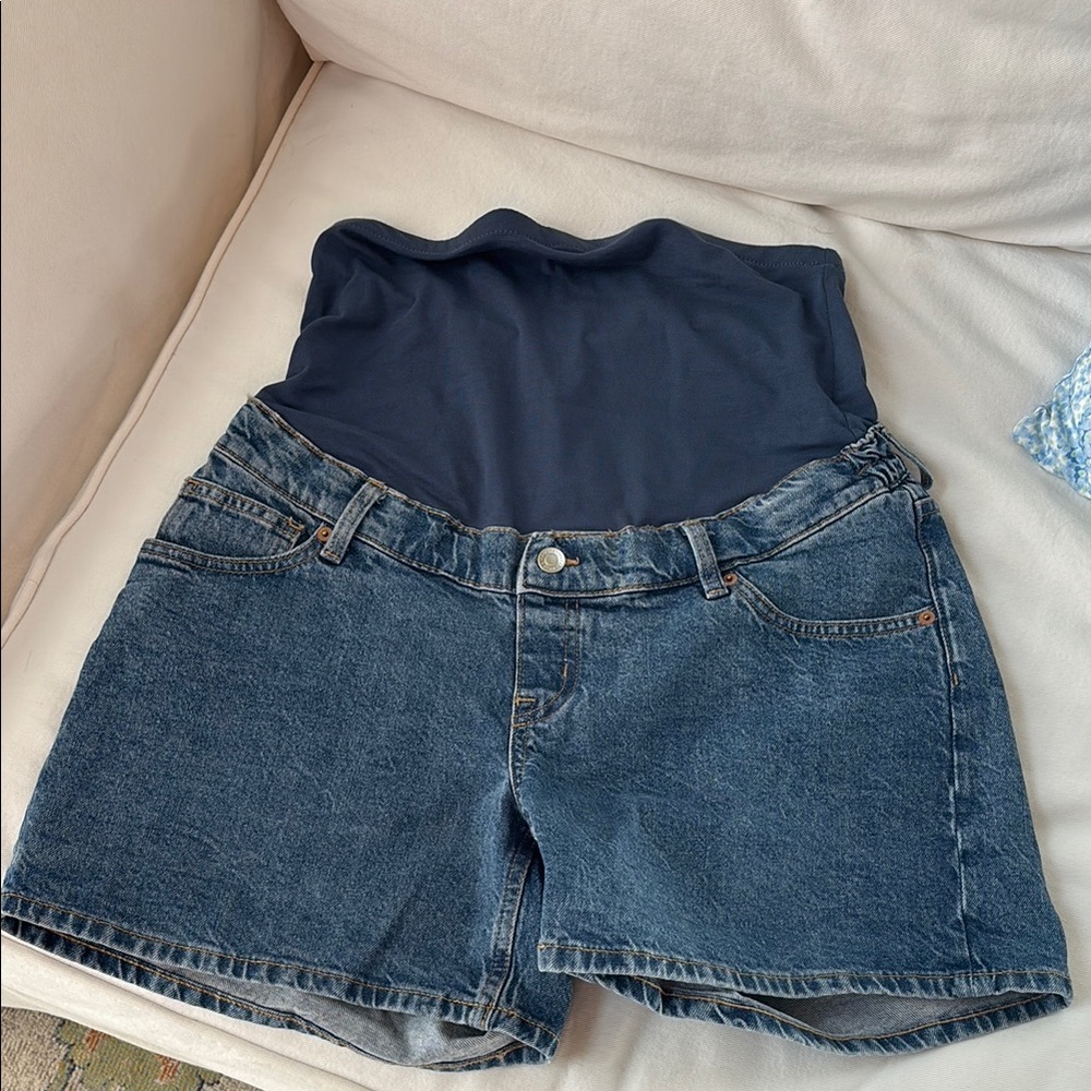 H&M Mama Maternity denim shorts